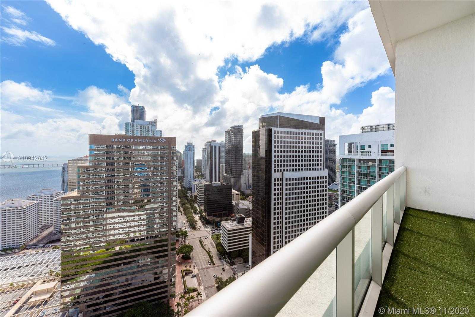 Small Image of 485 BRICKELL AVE #4009, Miami Number 9