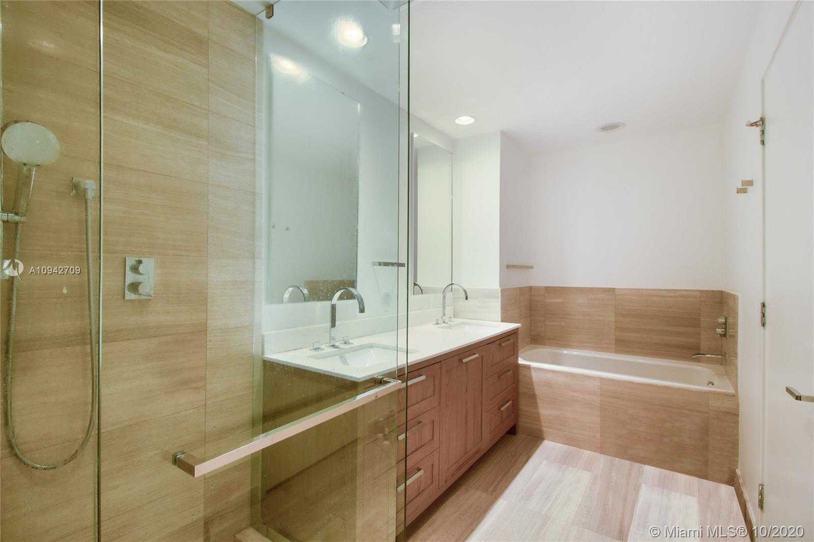 Small Image of 360 OCEAN DR #205S, Miami Number 9