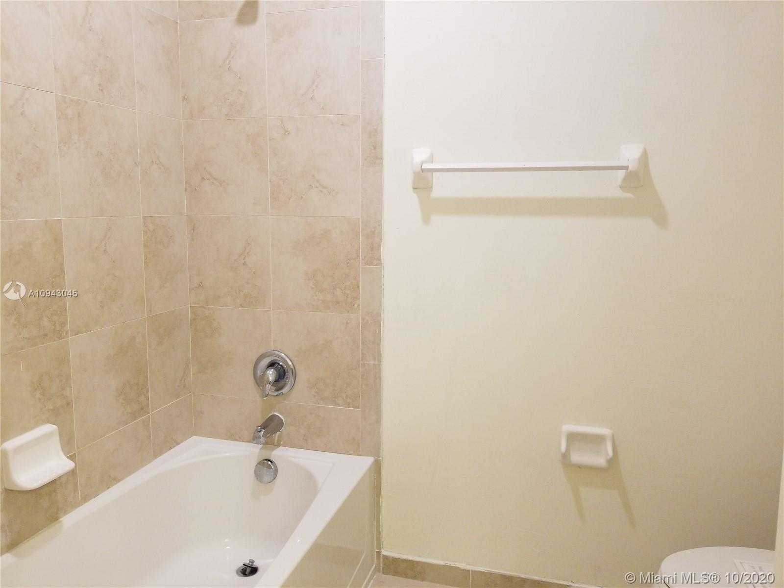 Small Image of 3989 ALLERDALE PL #3989, Coconut Creek Number 34