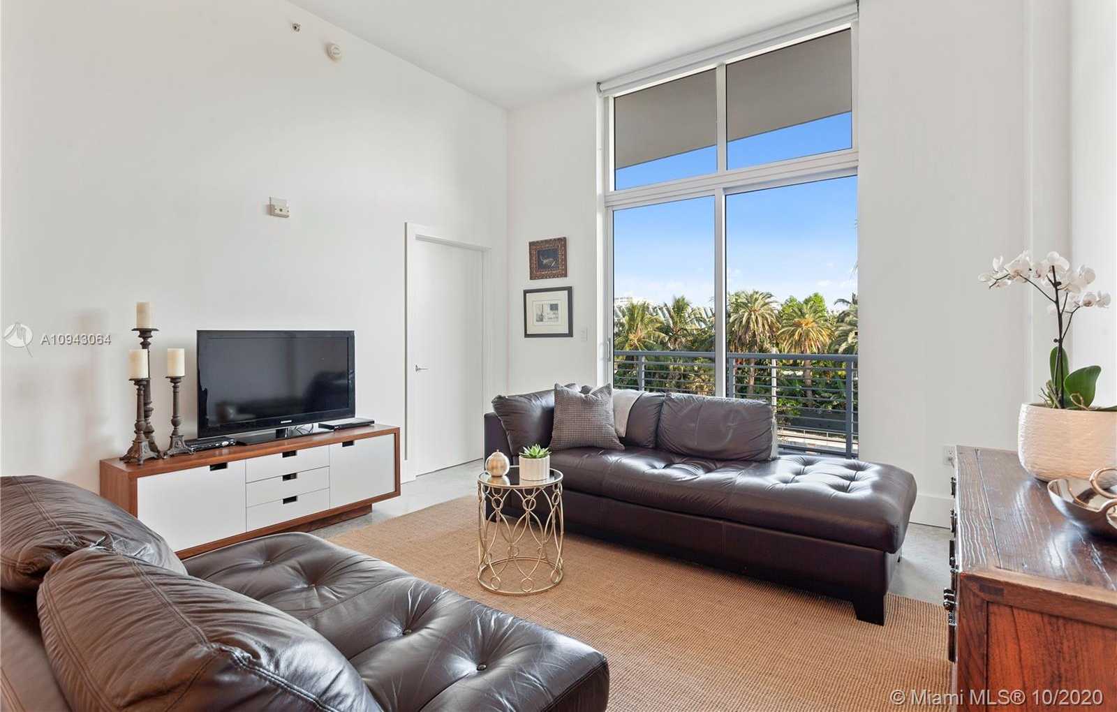 Small Image of 2001 MERIDIAN AVE #406, Miami Beach Number 3