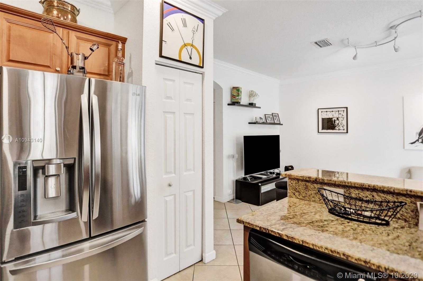Small Image of 3178 NORTH WEST 103RD CT #3178, Doral Number 16