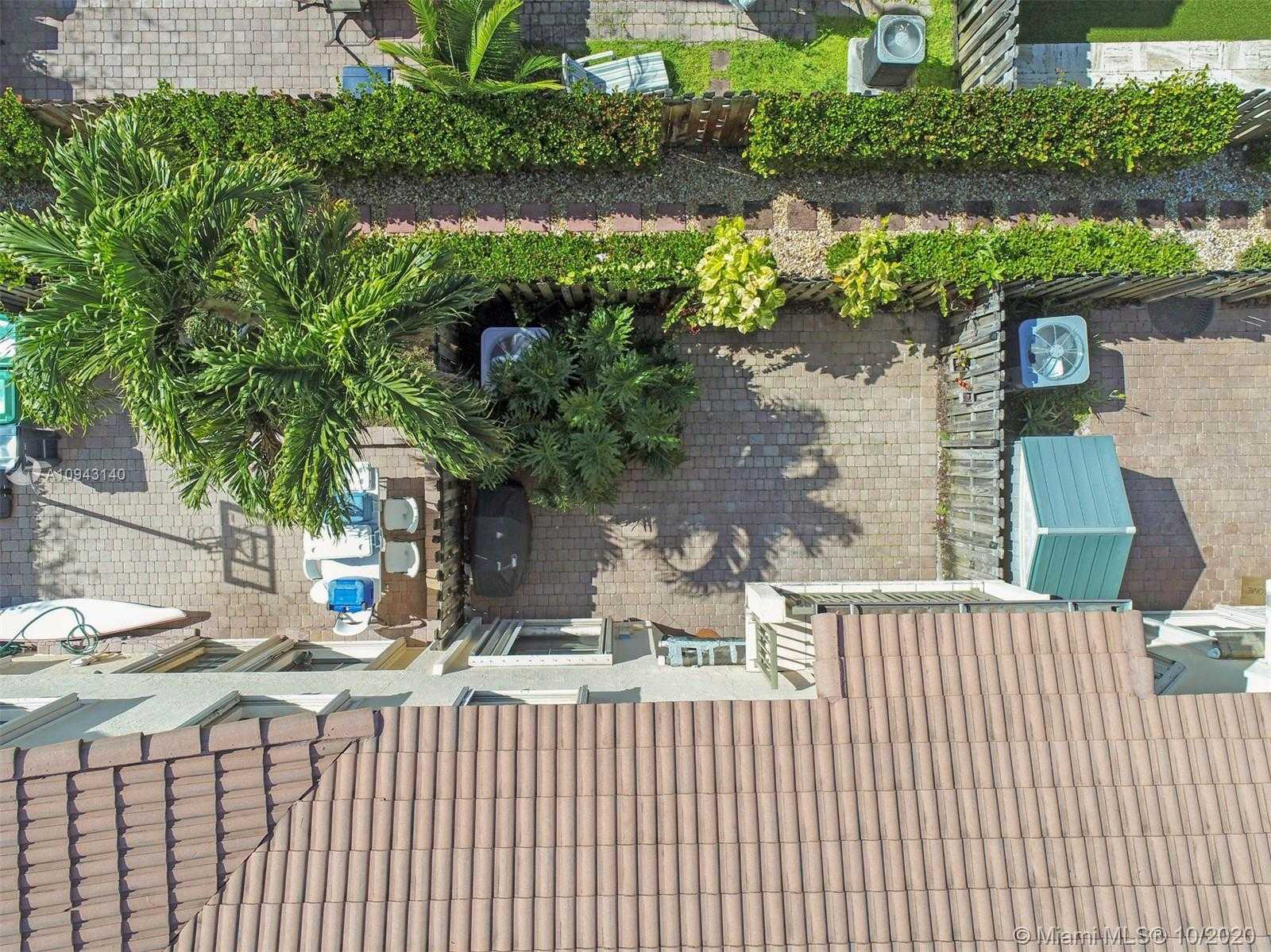 Small Image of 3178 NORTH WEST 103RD CT #3178, Doral Number 24