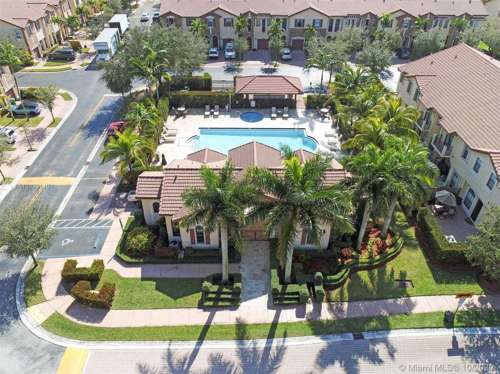 Small Image of 3178 NORTH WEST 103RD CT #3178, Doral Number 33