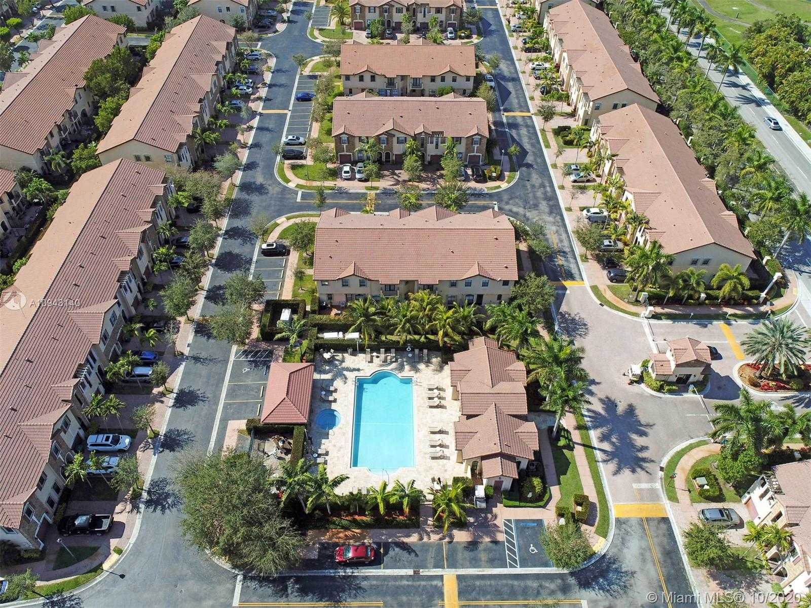 Small Image of 3178 NORTH WEST 103RD CT #3178, Doral Number 36