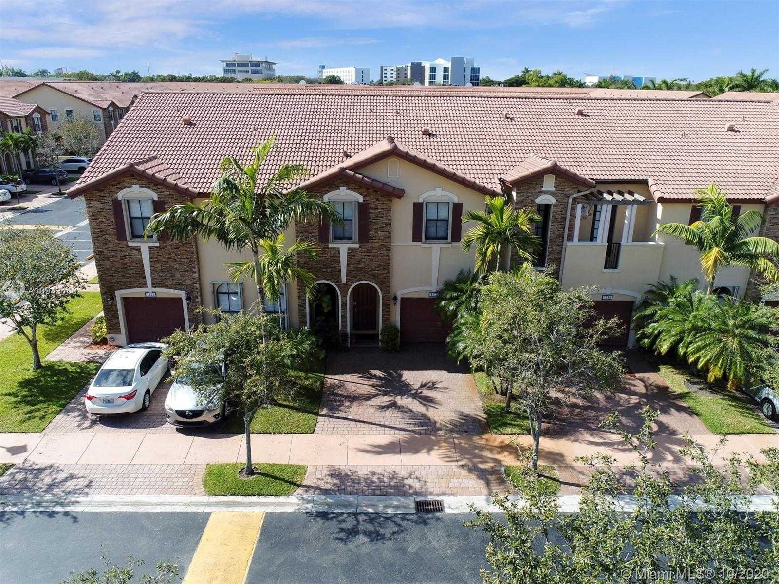 Small Image of 3178 NORTH WEST 103RD CT #3178, Doral Number 42