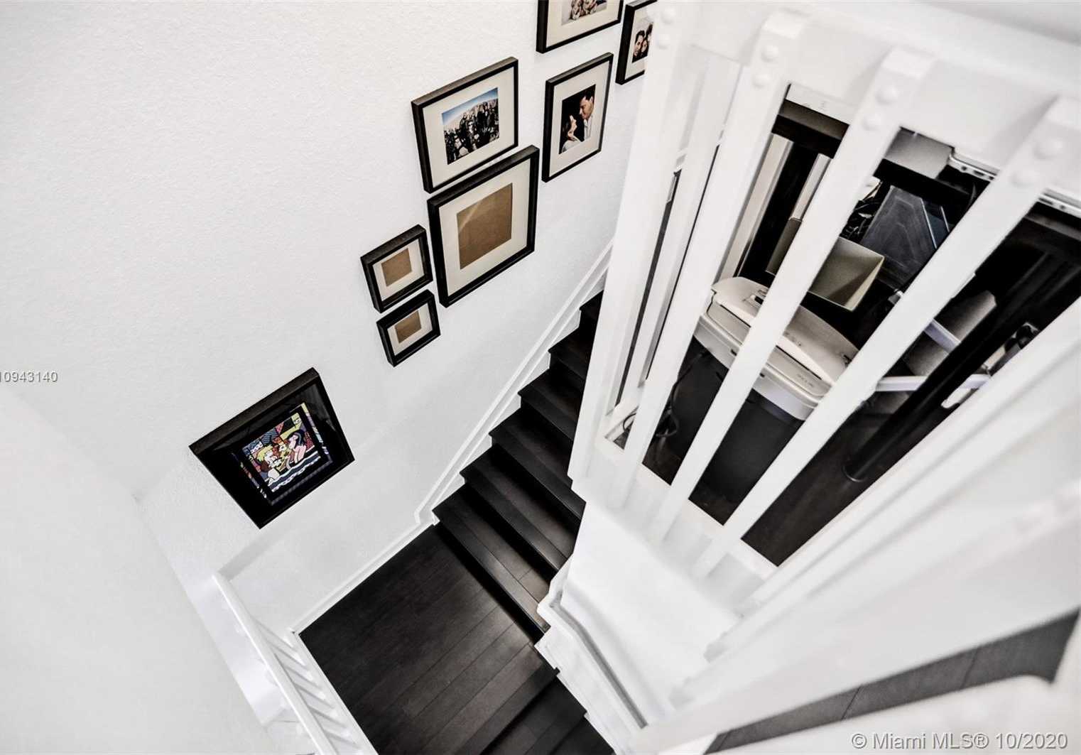 Small Image of 3178 NORTH WEST 103RD CT #3178, Doral Number 56