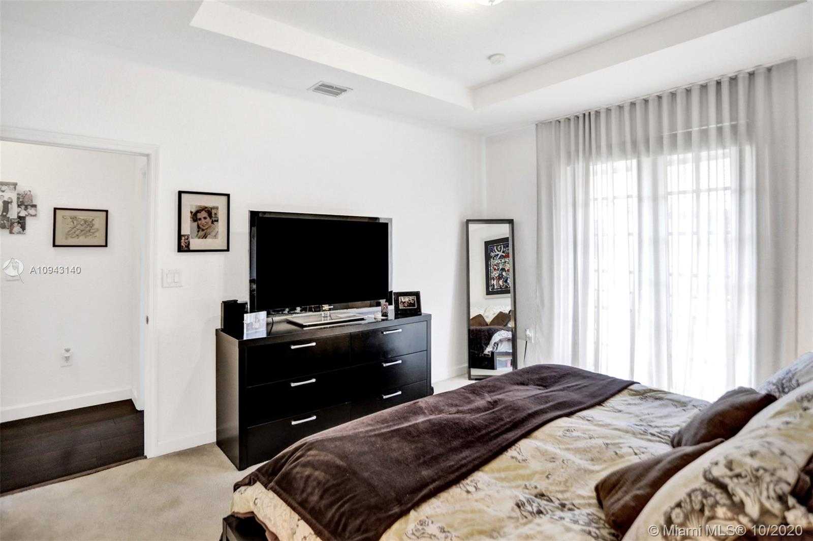 Small Image of 3178 NORTH WEST 103RD CT #3178, Doral Number 63