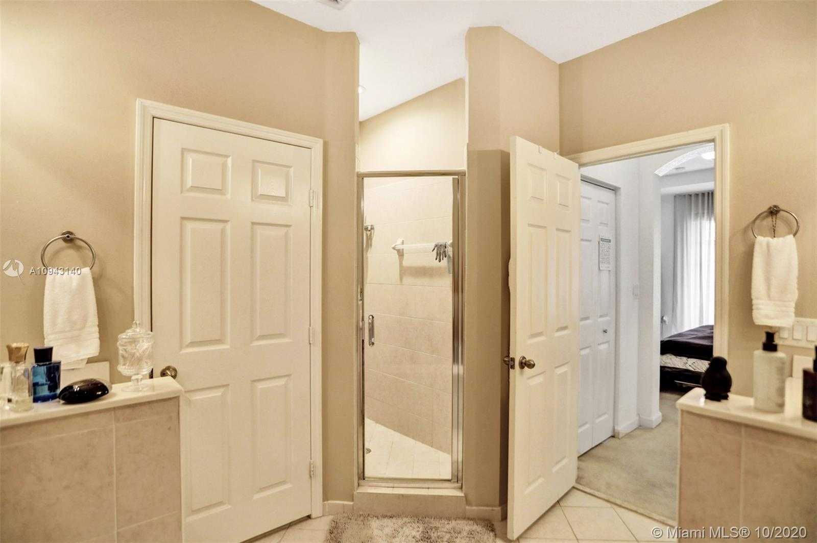 Small Image of 3178 NORTH WEST 103RD CT #3178, Doral Number 67