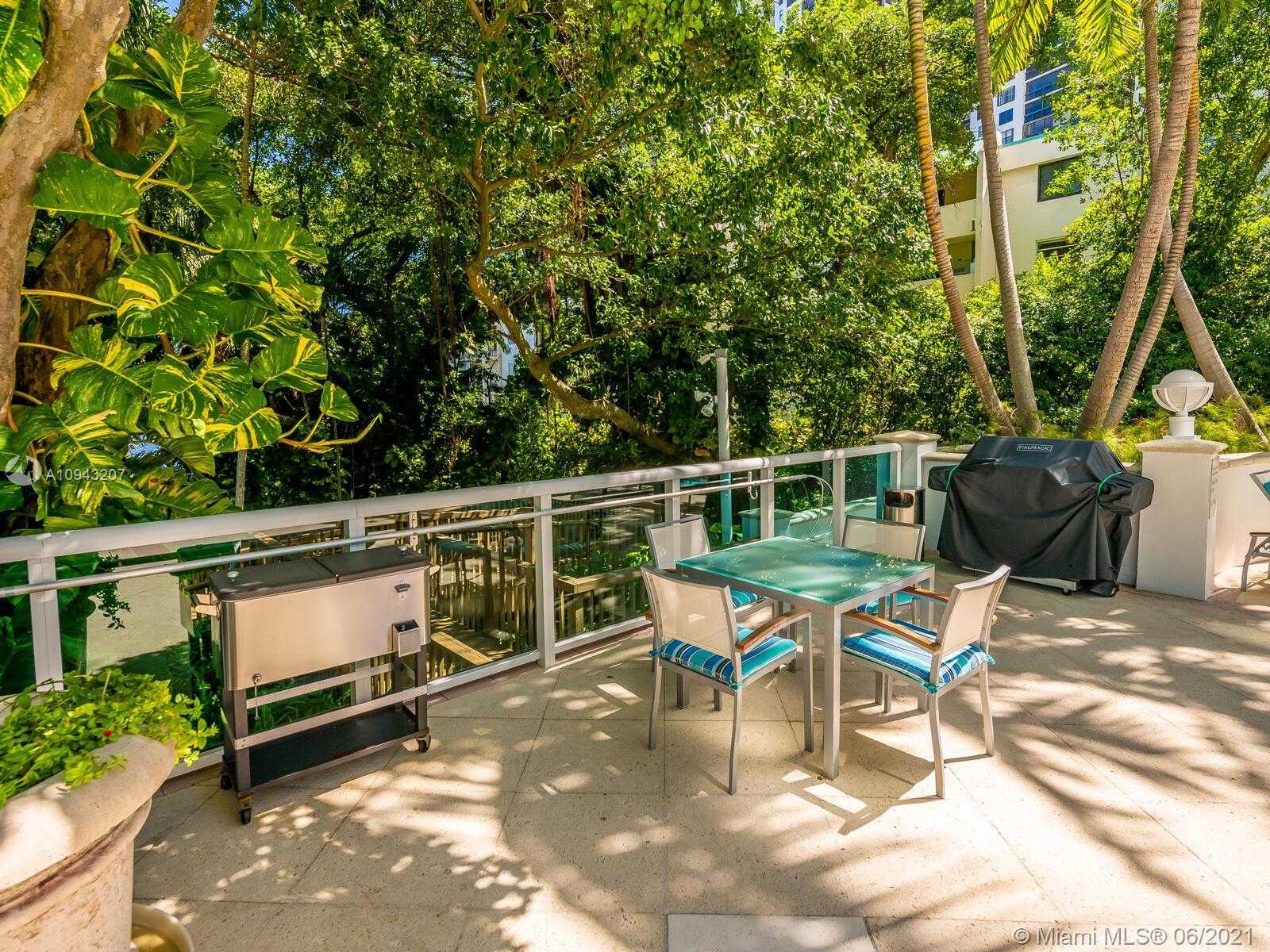 Small Image of 2127 BRICKELL AVE #2702, Miami Number 18