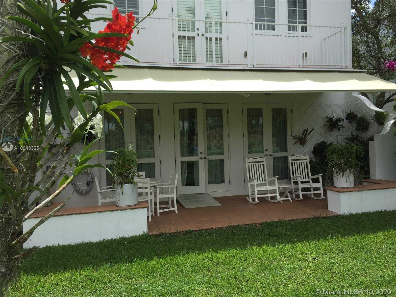 Small Image of 1143 CAMPO SANO AVE #4, Coral Gables Number 10