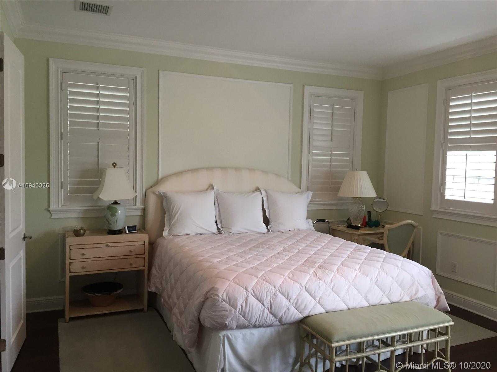 Small Image of 1143 CAMPO SANO AVE #4, Coral Gables Number 8