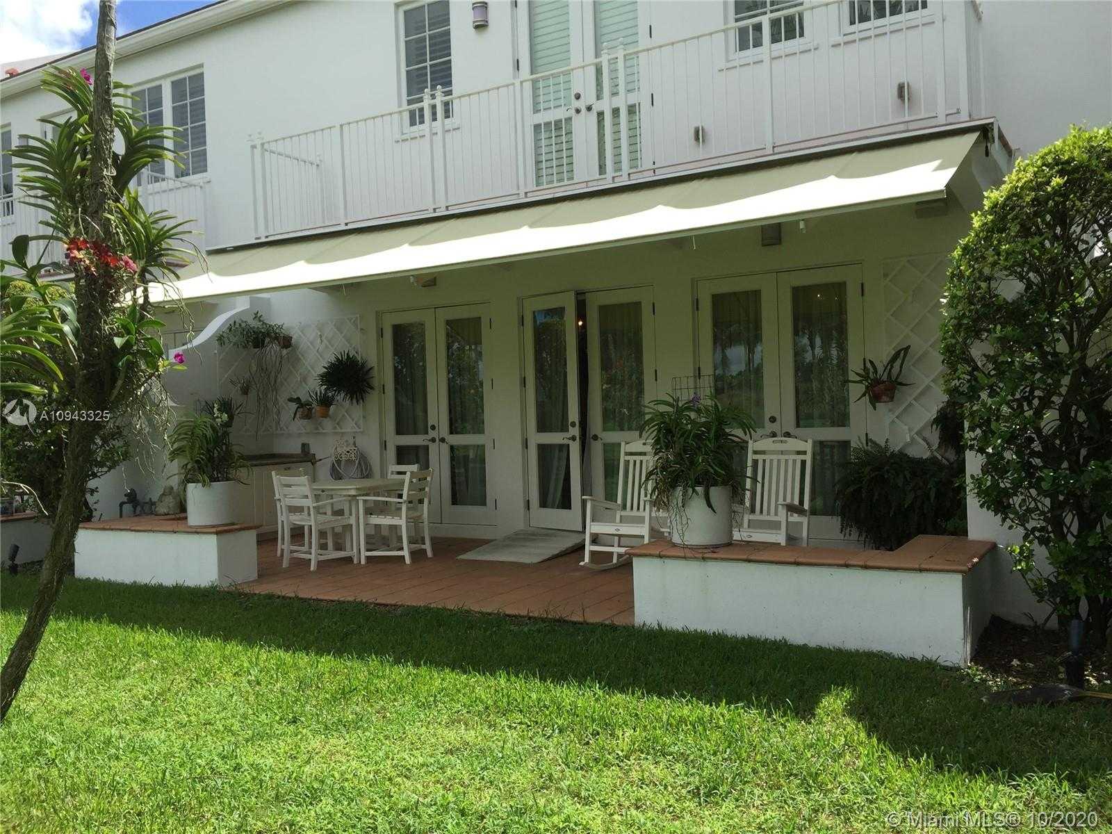 Small Image of 1143 CAMPO SANO AVE #4, Coral Gables Number 9