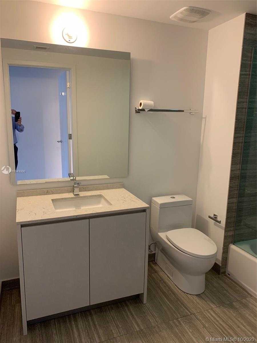 Small Image of 1010 BRICKELL AVE #2510, Miami Number 14