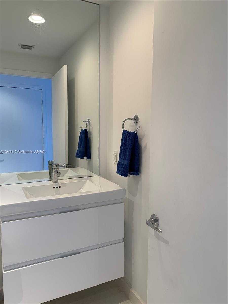 Small Image of 17301 BISCAYNE BLVD #410, Aventura Number 10