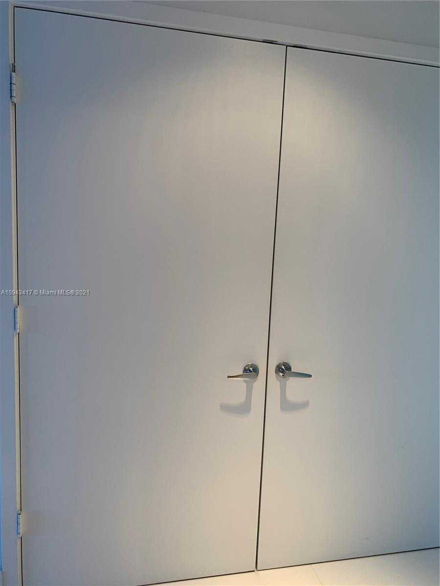 Small Image of 17301 BISCAYNE BLVD #410, Aventura Number 12