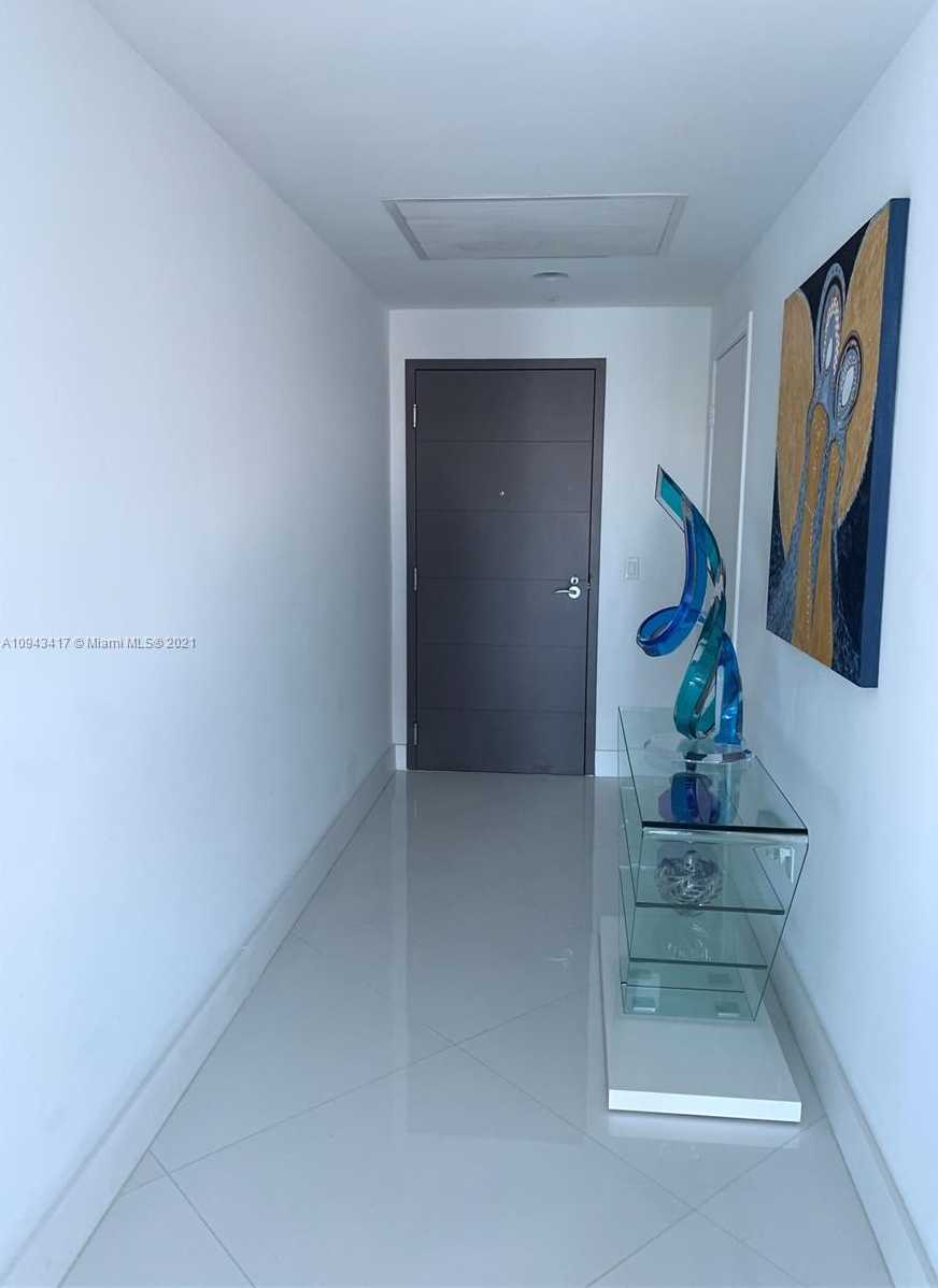Small Image of 17301 BISCAYNE BLVD #410, Aventura Number 14