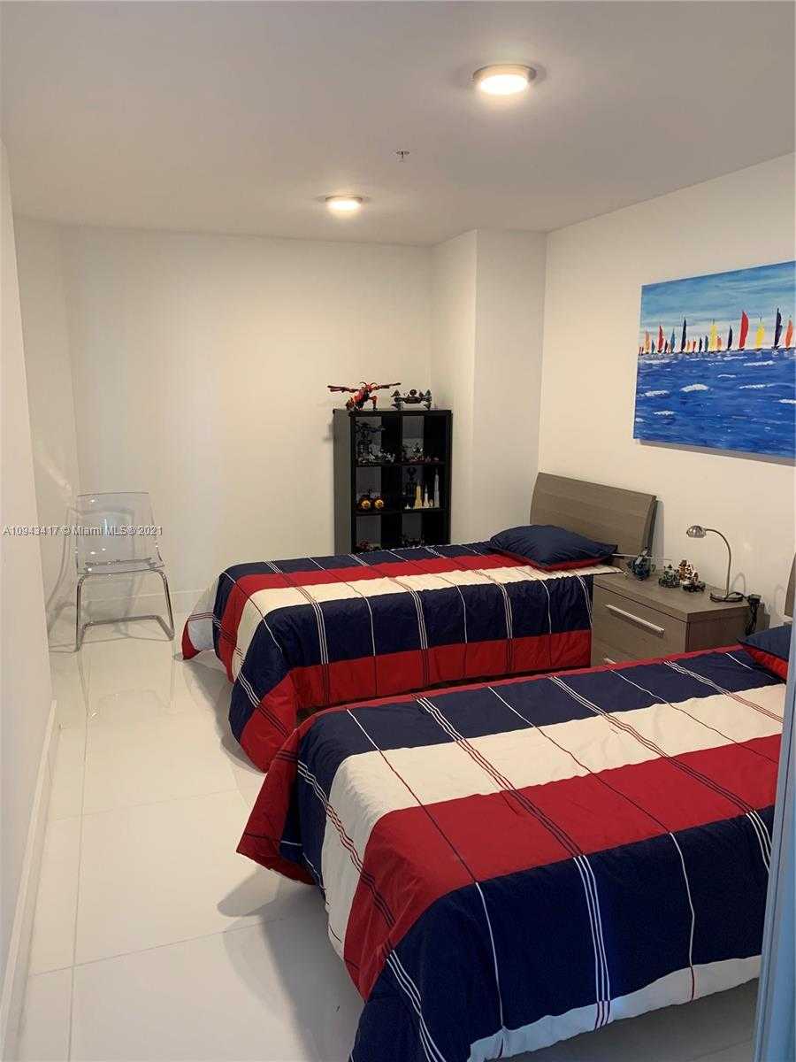Small Image of 17301 BISCAYNE BLVD #410, Aventura Number 21