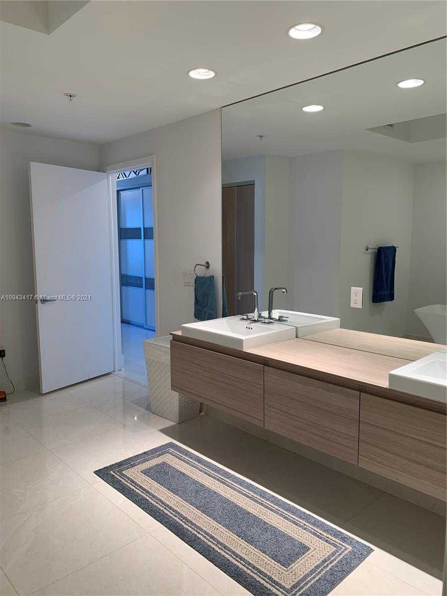 Small Image of 17301 BISCAYNE BLVD #410, Aventura Number 25