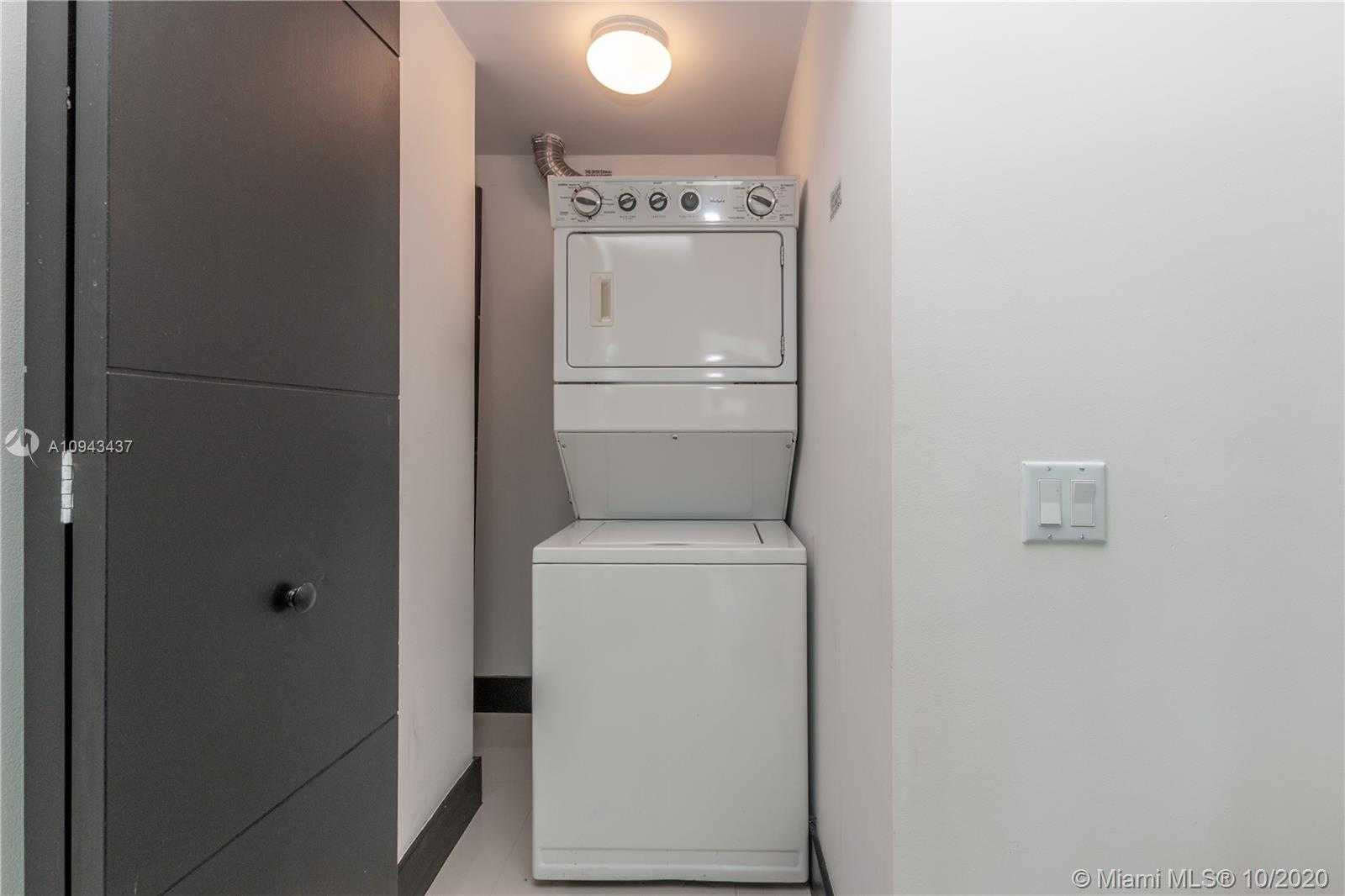 Small Image of 60 SOUTH WEST 13TH ST #5011, Miami Number 24