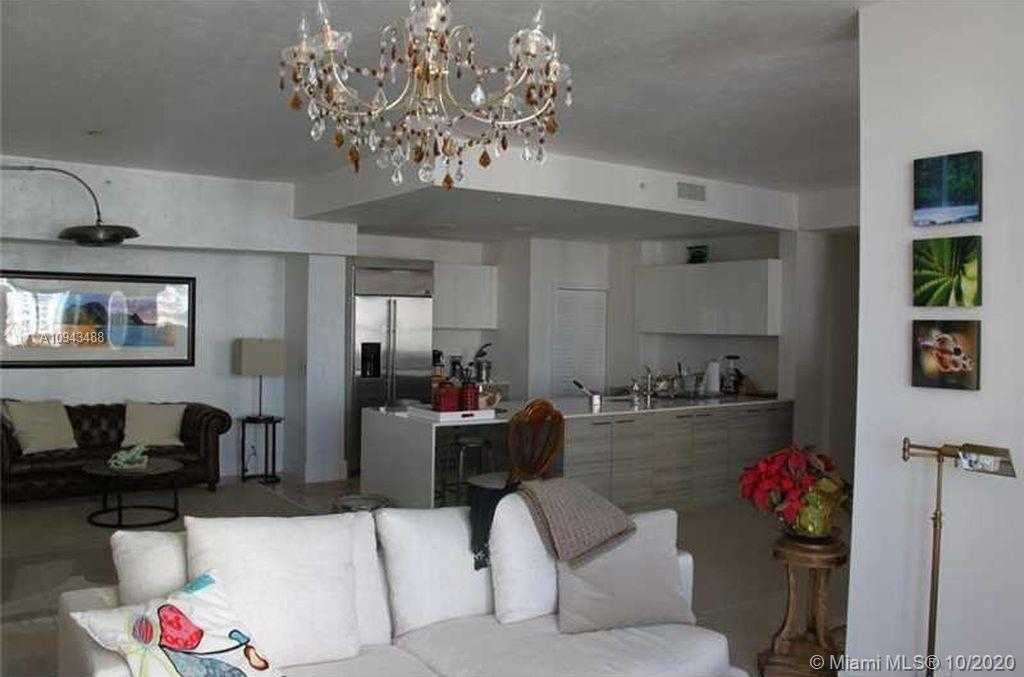 Small Image of 701 BRICKELL KEY BLVD #LPH06, Miami Number 12