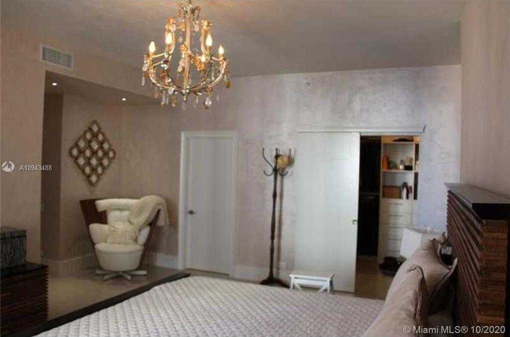 Small Image of 701 BRICKELL KEY BLVD #LPH06, Miami Number 26