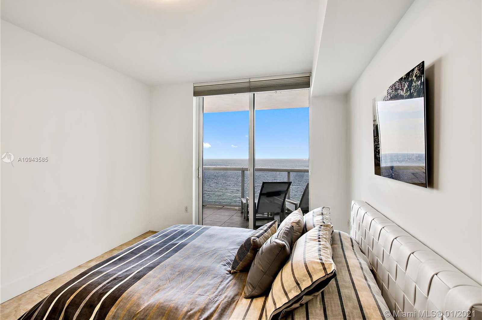 Small Image of 1800 SOUTH OCEAN DR #1902, Hallandale Beach Number 17