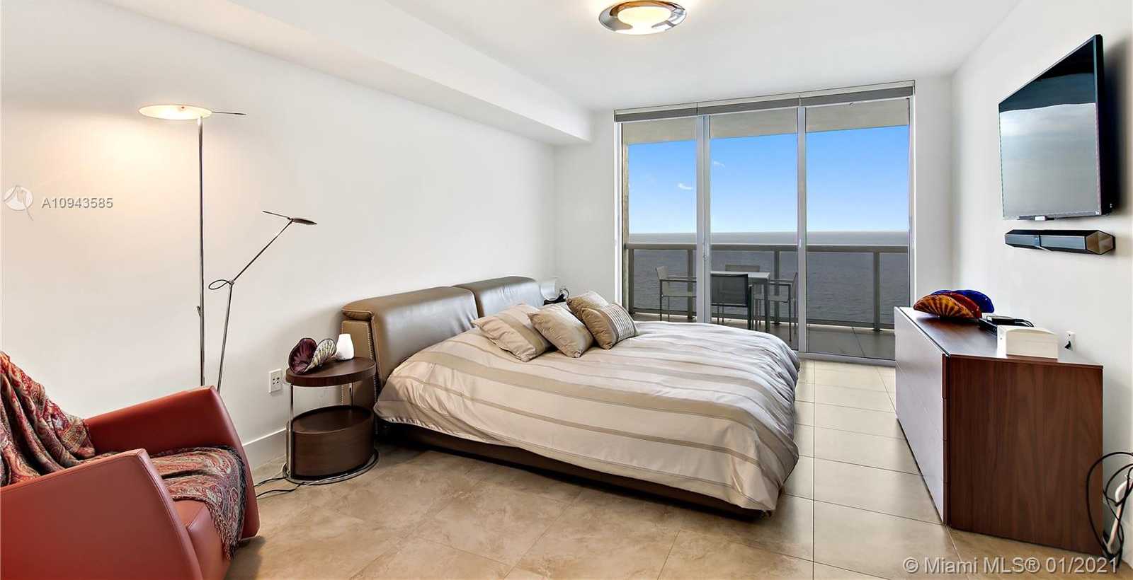 Small Image of 1800 SOUTH OCEAN DR #1902, Hallandale Beach Number 5