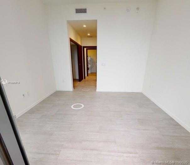 Small Image of 1000 BRICKELL PLAZA #1802, Miami Number 14