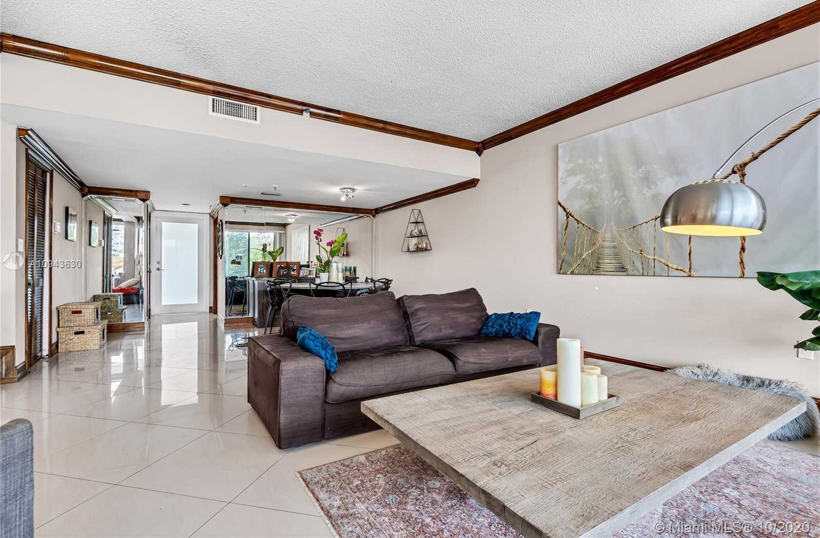 Small Image of 397 POINCIANA DR #1214, Sunny Isles Beach Number 18