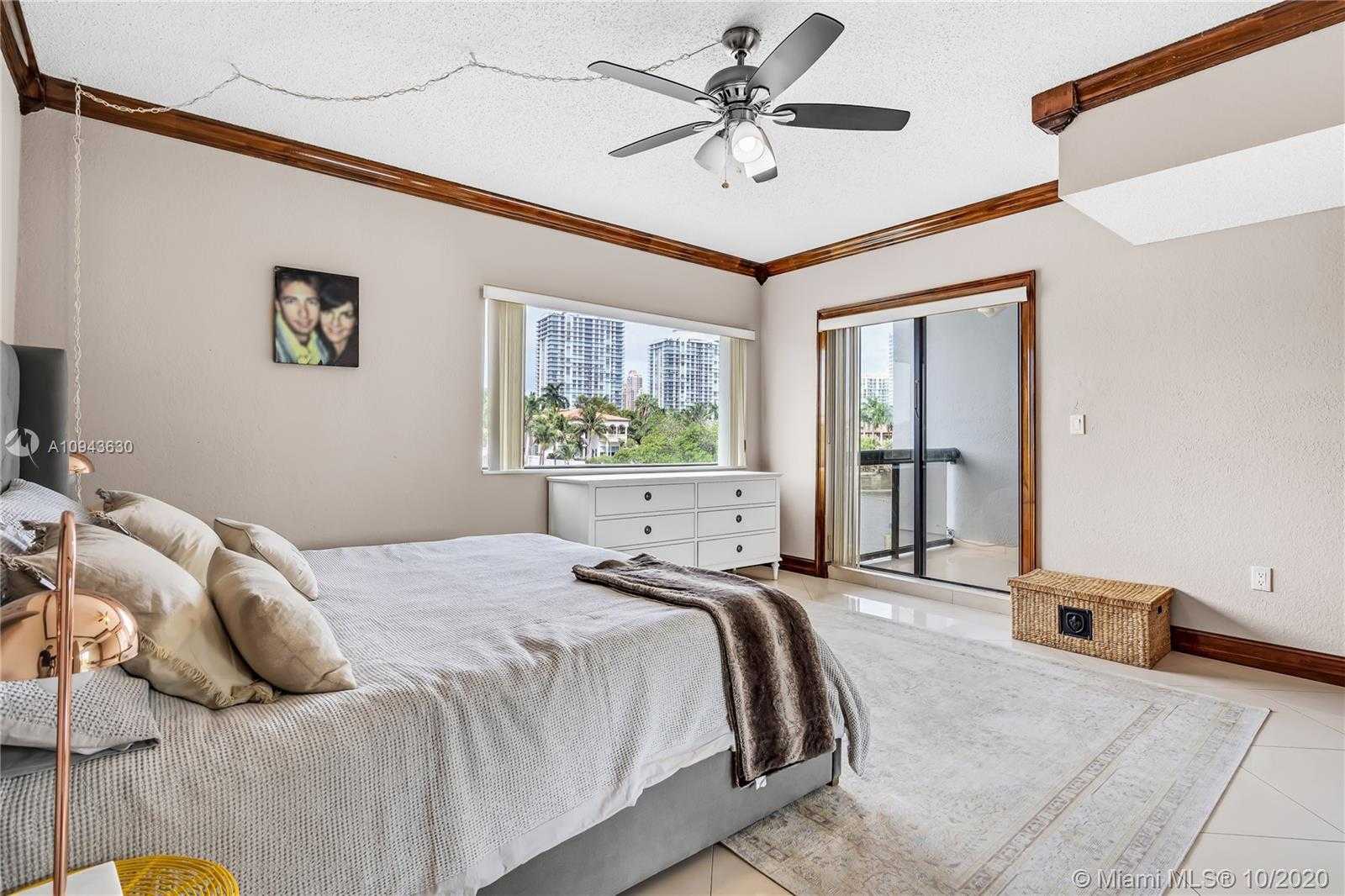 Small Image of 397 POINCIANA DR #1214, Sunny Isles Beach Number 25