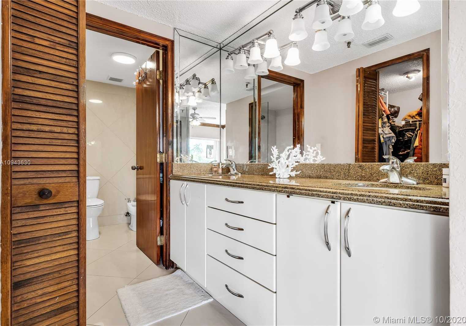 Small Image of 397 POINCIANA DR #1214, Sunny Isles Beach Number 30