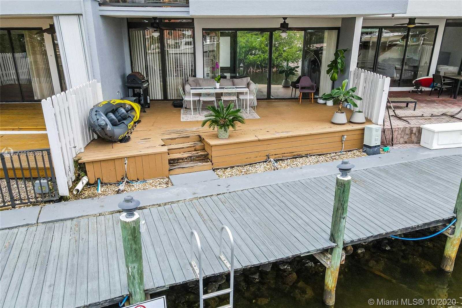 Small Image of 397 POINCIANA DR #1214, Sunny Isles Beach Number 8