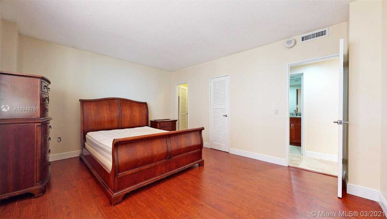 Small Image of 10185 COLLINS AVE #812, Bal Harbour Number 17