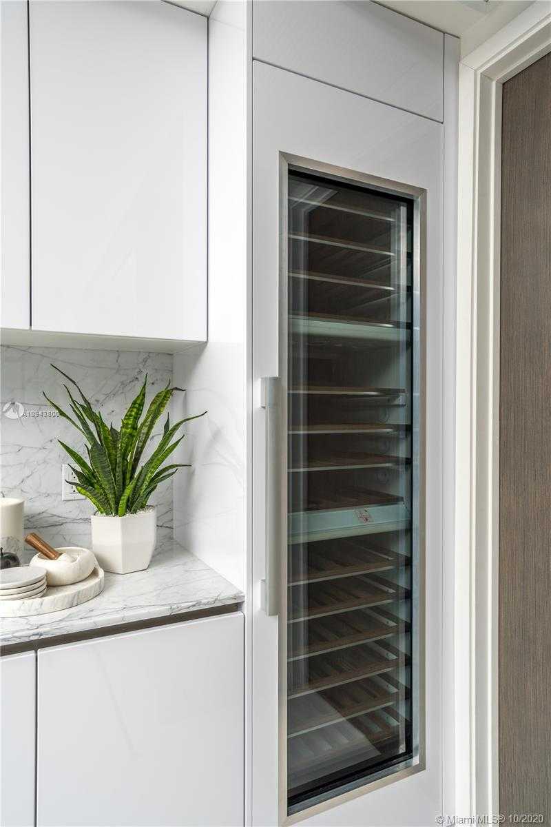 Small Image of 5000 ISLAND ESTATES DR #901, Aventura Number 9