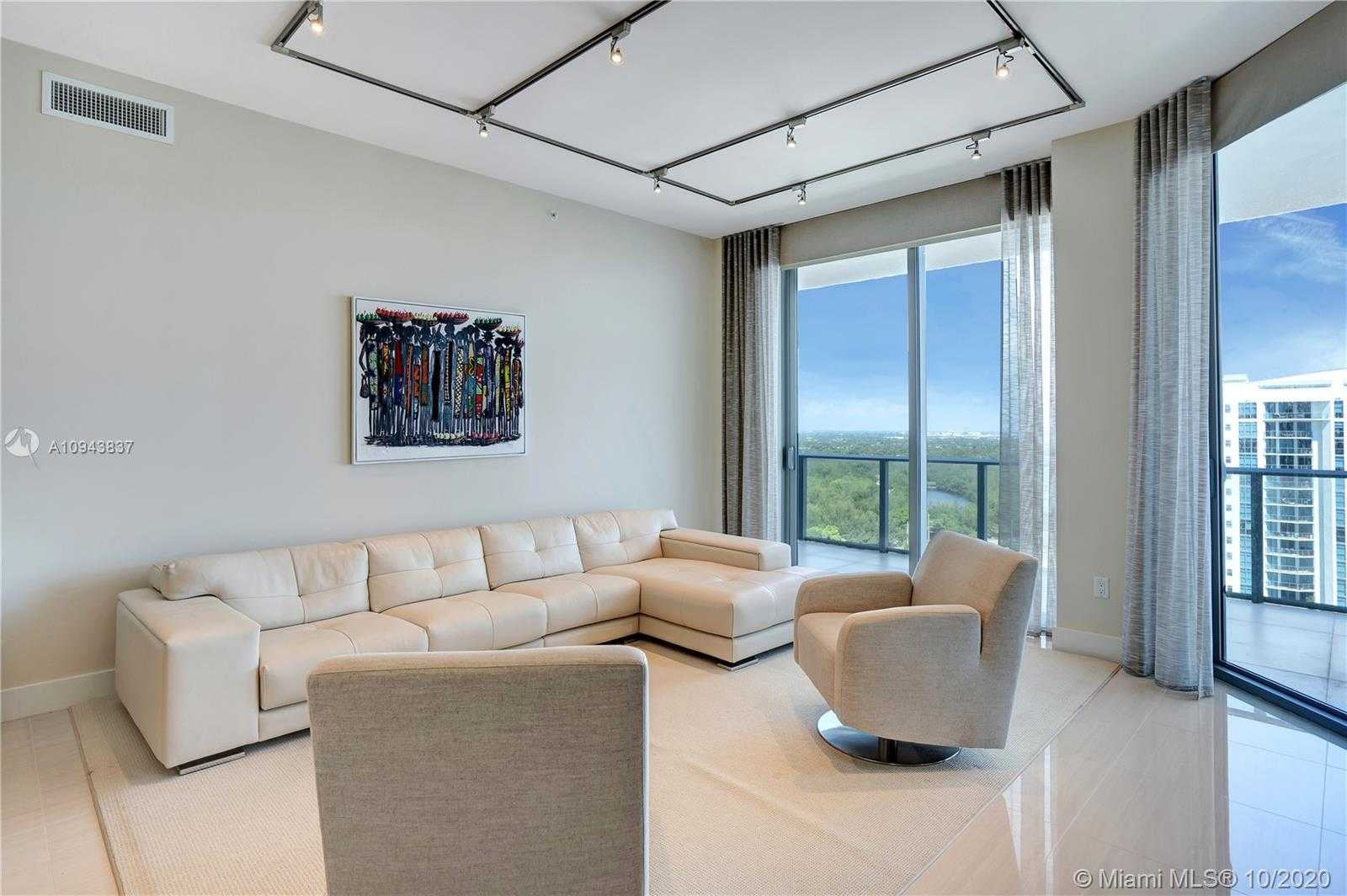 Small Image of 17111 BISCAYNE BLVD #LPH5, North Miami Beach Number 8