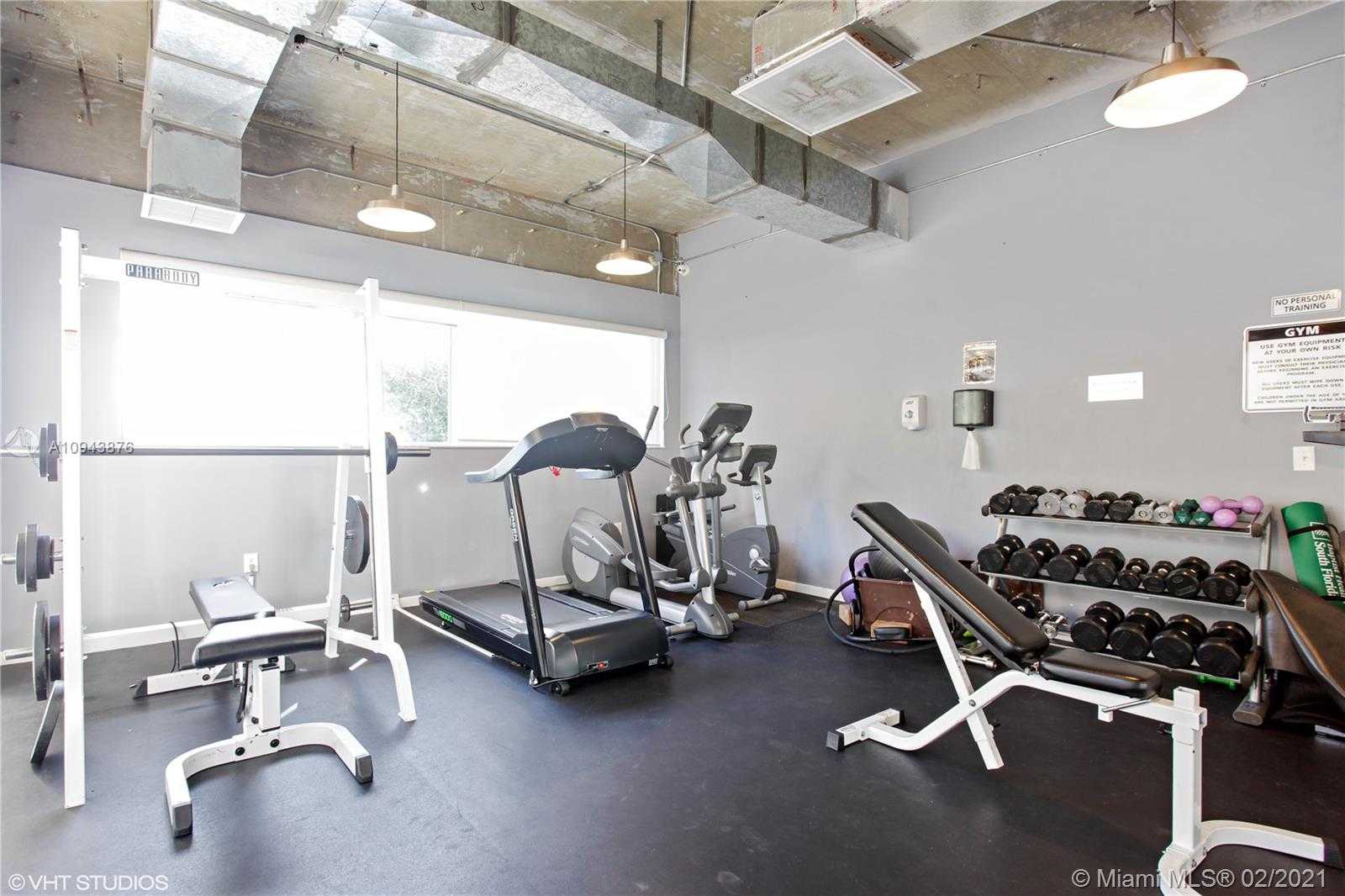 Small Image of 1688 WEST AVE #806, Miami Beach Number 15
