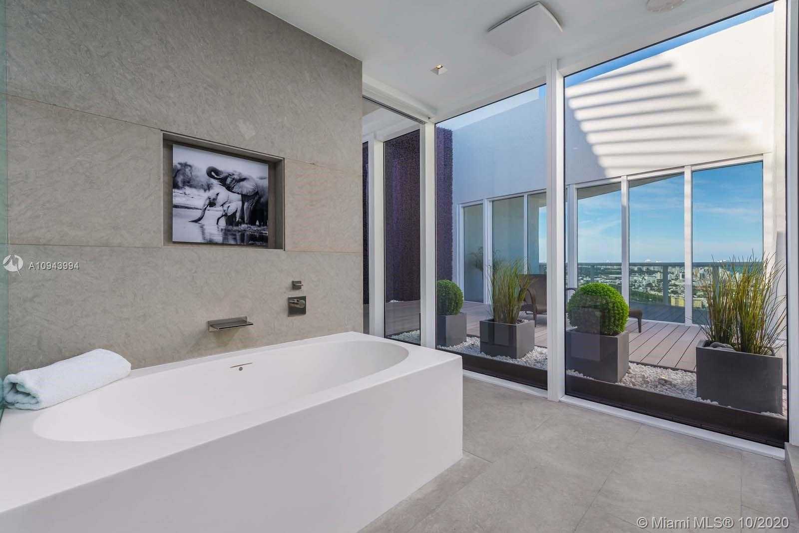 Small Image of 400 ALTON RD #PH-B, Miami Beach Number 18