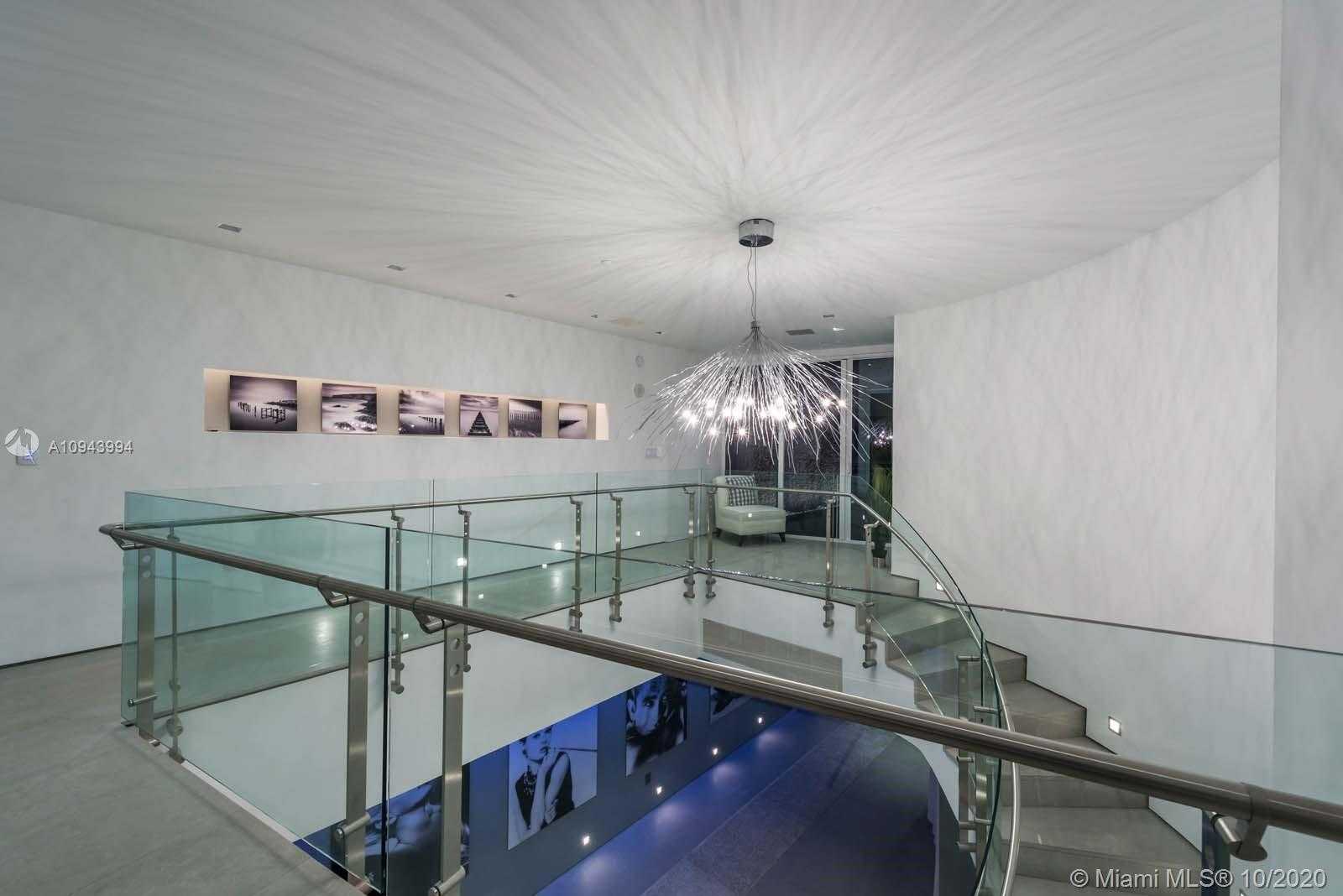 Small Image of 400 ALTON RD #PH-B, Miami Beach Number 22