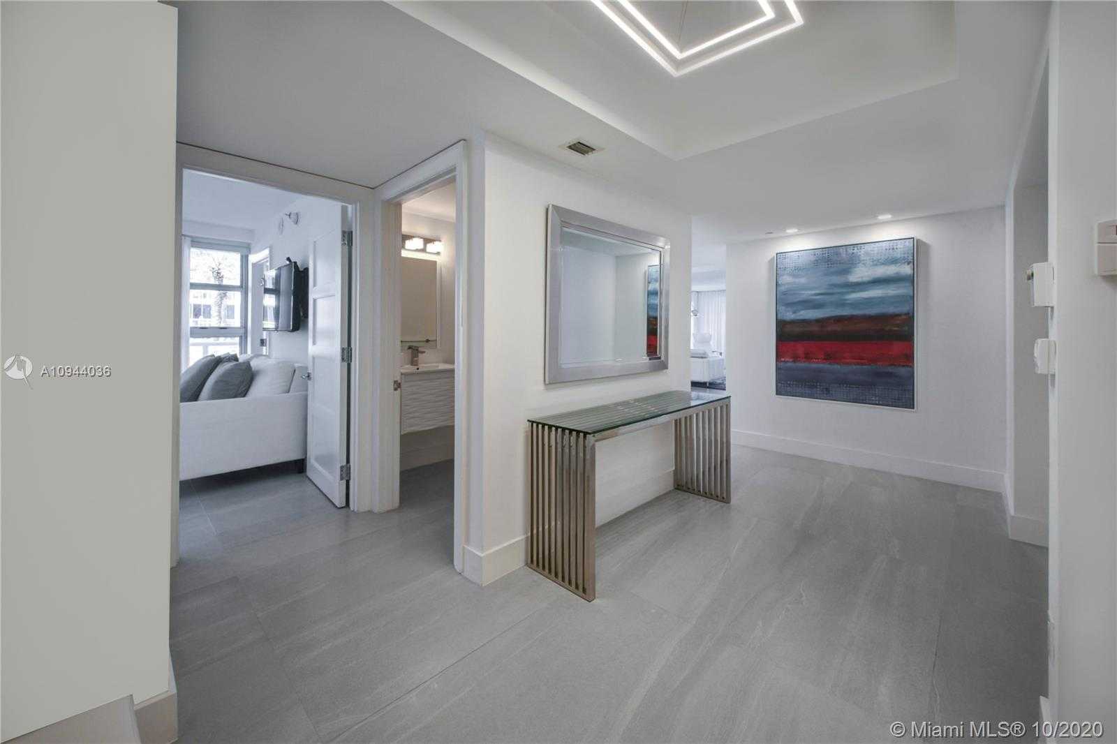 Small Image of 3739 COLLINS AVE #N-402, Miami Beach Number 21
