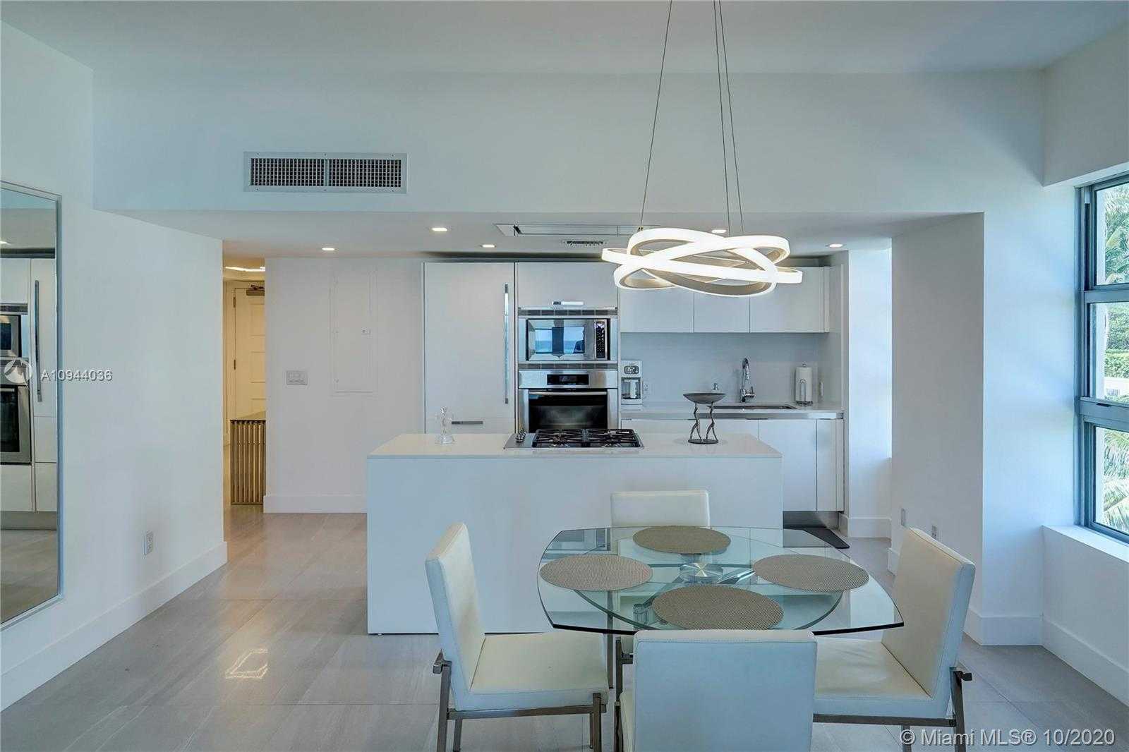 Small Image of 3739 COLLINS AVE #N-402, Miami Beach Number 7