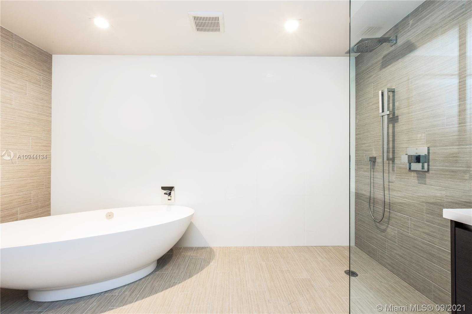 Small Image of 300 NORTH EAST SUNNY ISLES BLVD #4-2307, Sunny Isles Beach Number 22