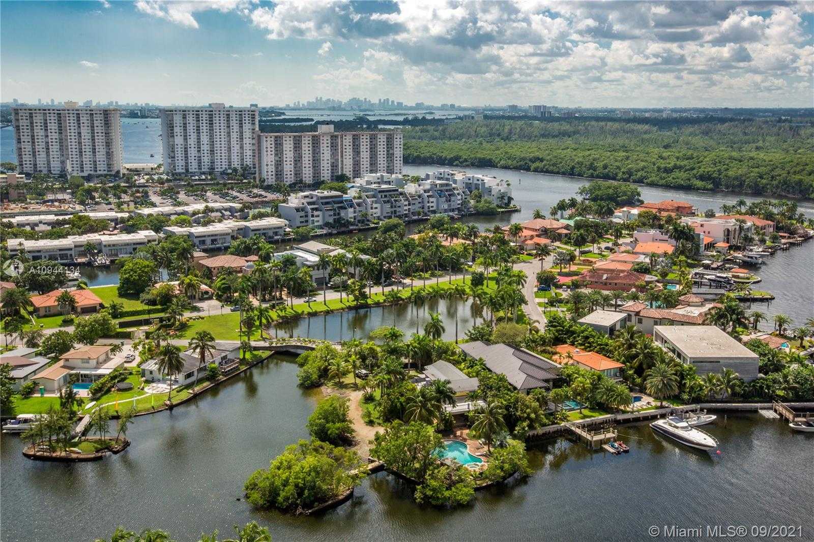 Small Image of 300 NORTH EAST SUNNY ISLES BLVD #4-2307, Sunny Isles Beach Number 4