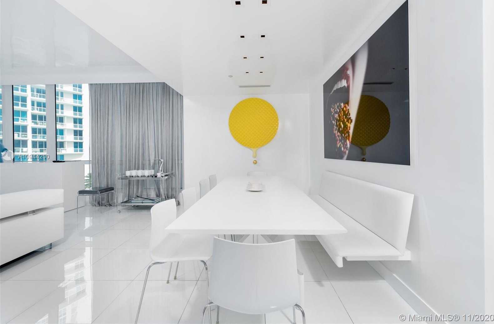 Small Image of 100 SOUTH POINTE DR #710, Miami Beach Number 12