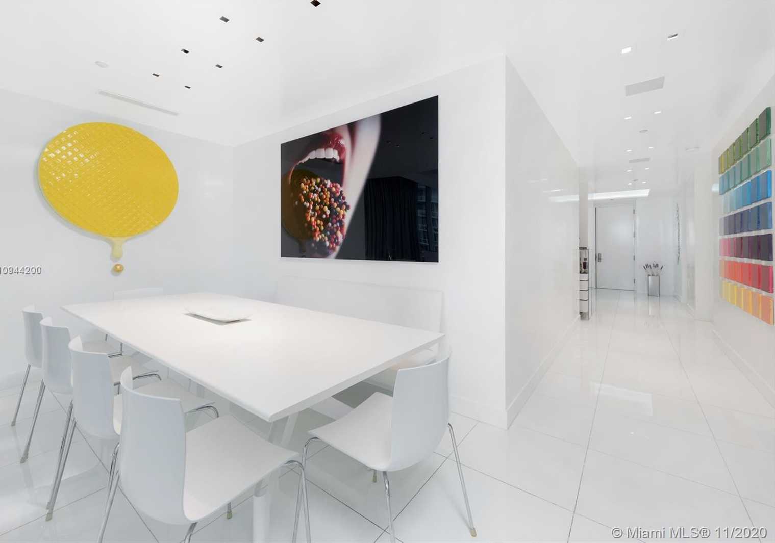 Small Image of 100 SOUTH POINTE DR #710, Miami Beach Number 13