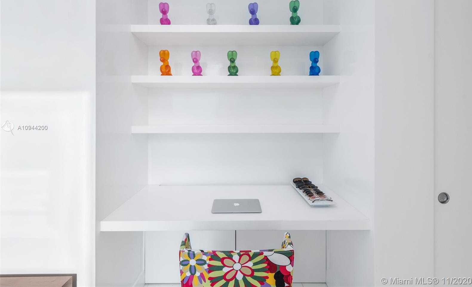 Small Image of 100 SOUTH POINTE DR #710, Miami Beach Number 22