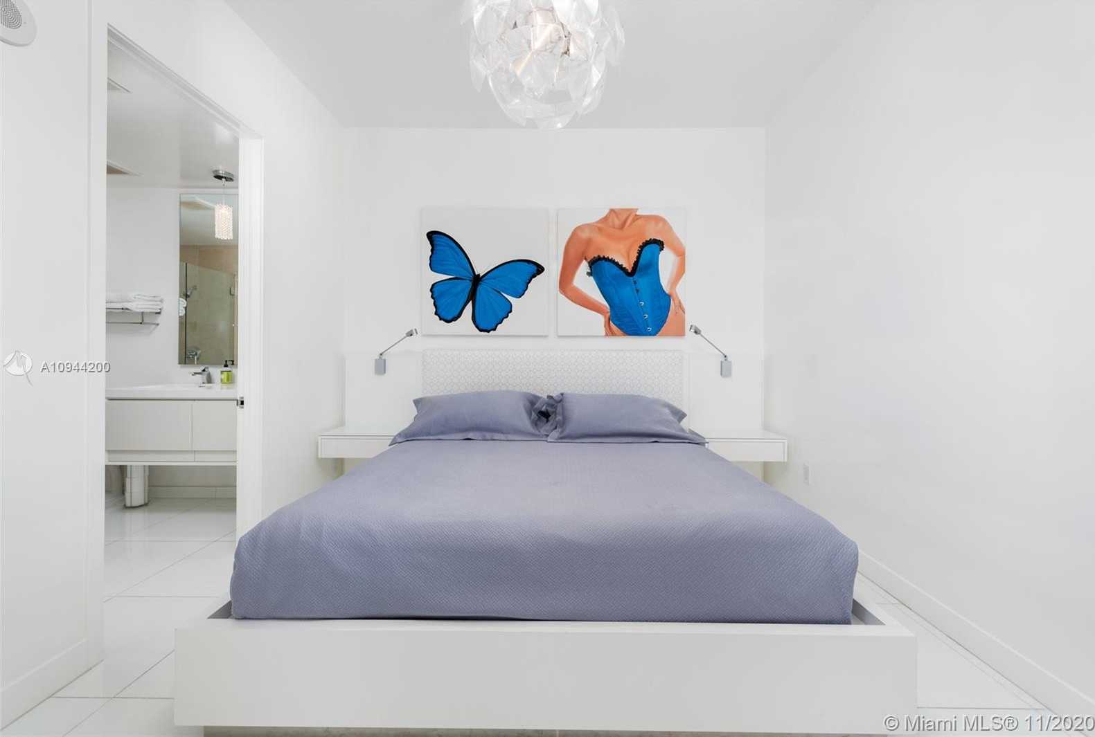 Small Image of 100 SOUTH POINTE DR #710, Miami Beach Number 25