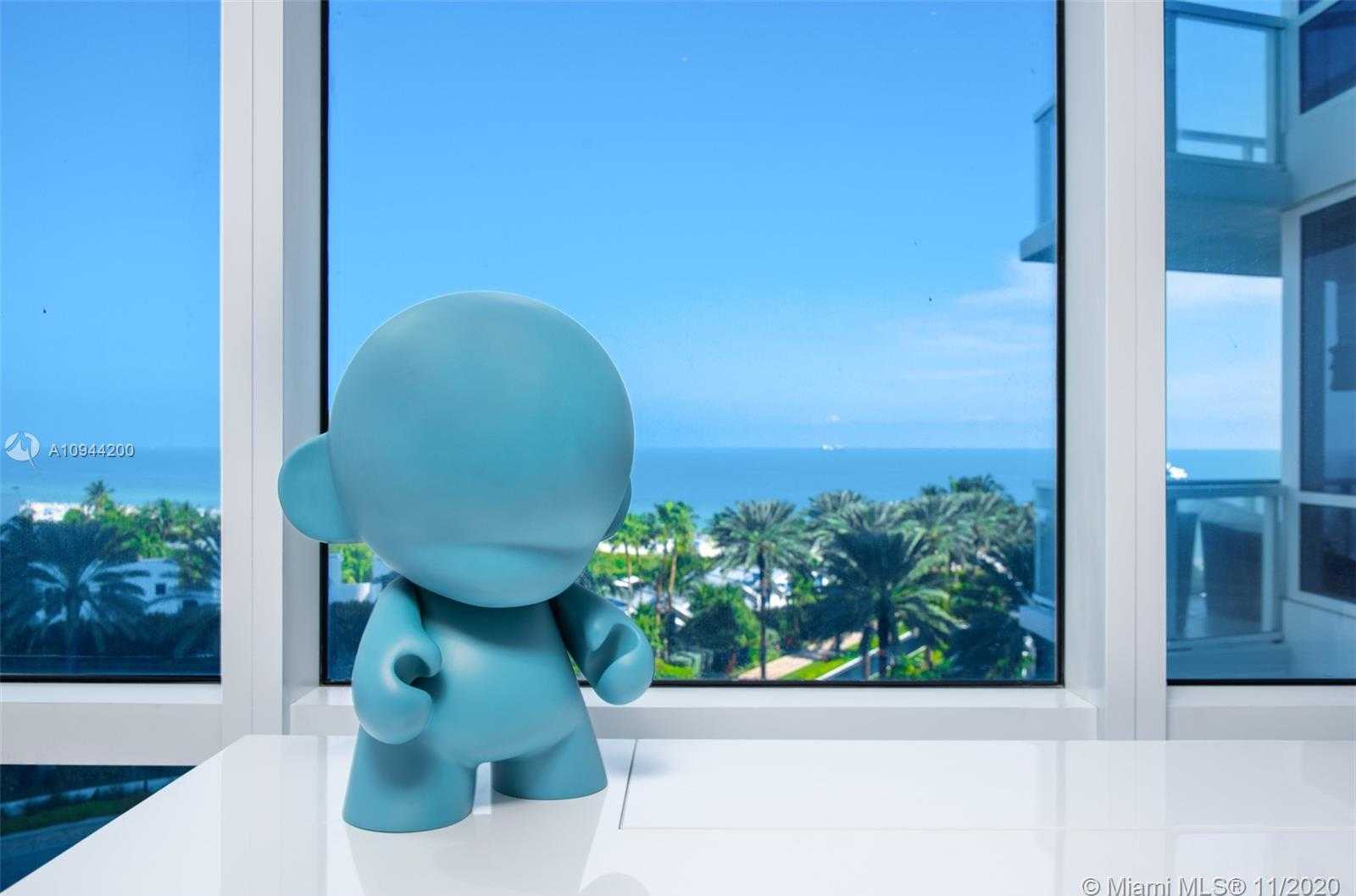 Small Image of 100 SOUTH POINTE DR #710, Miami Beach Number 7