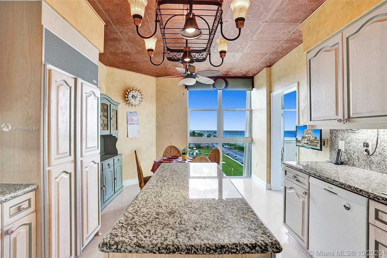 Small Image of 6051 NORTH OCEAN DR #505, Hollywood Number 19