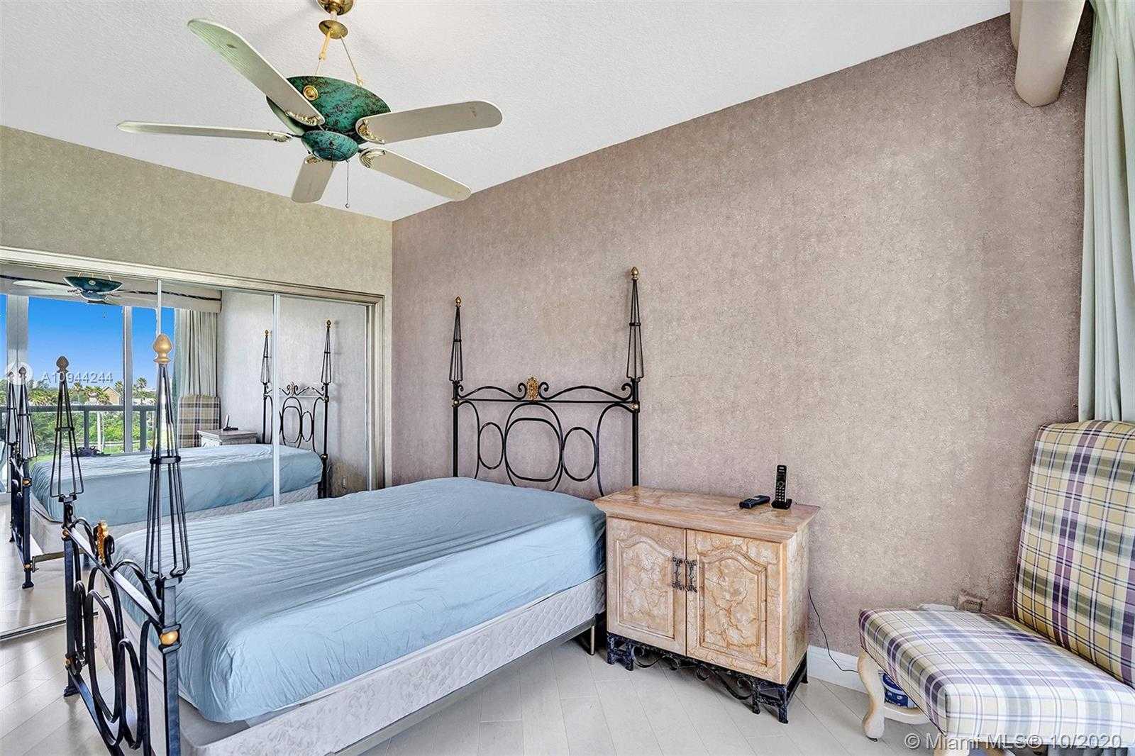 Small Image of 6051 NORTH OCEAN DR #505, Hollywood Number 39