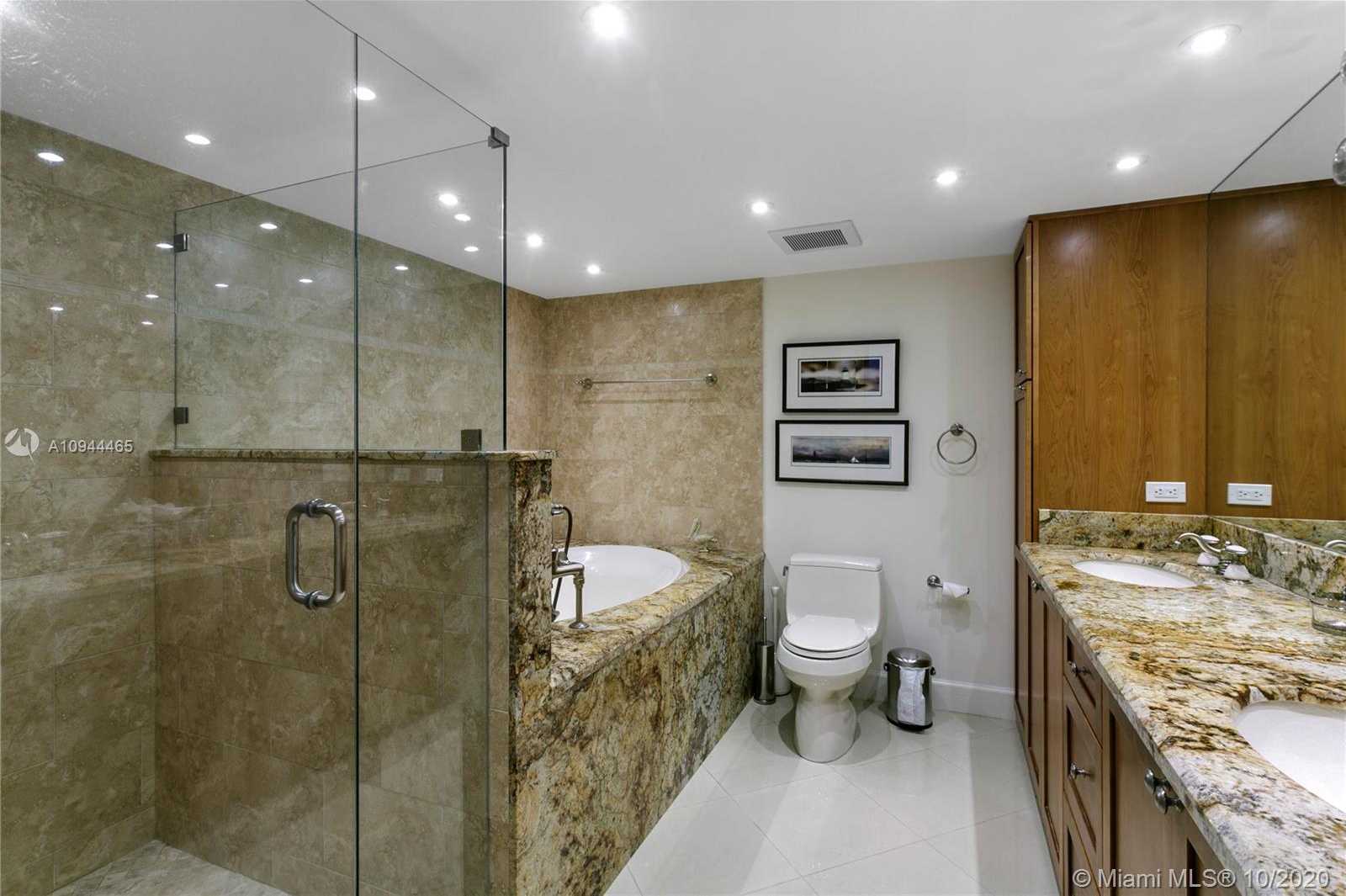 Small Image of 5070 NORTH OCEAN DR #7A, Riviera Beach Number 17